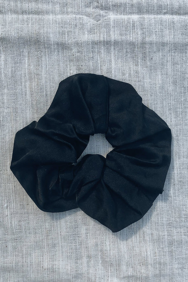 Sustainable Silk Ebony Scrunchie - LOOMES