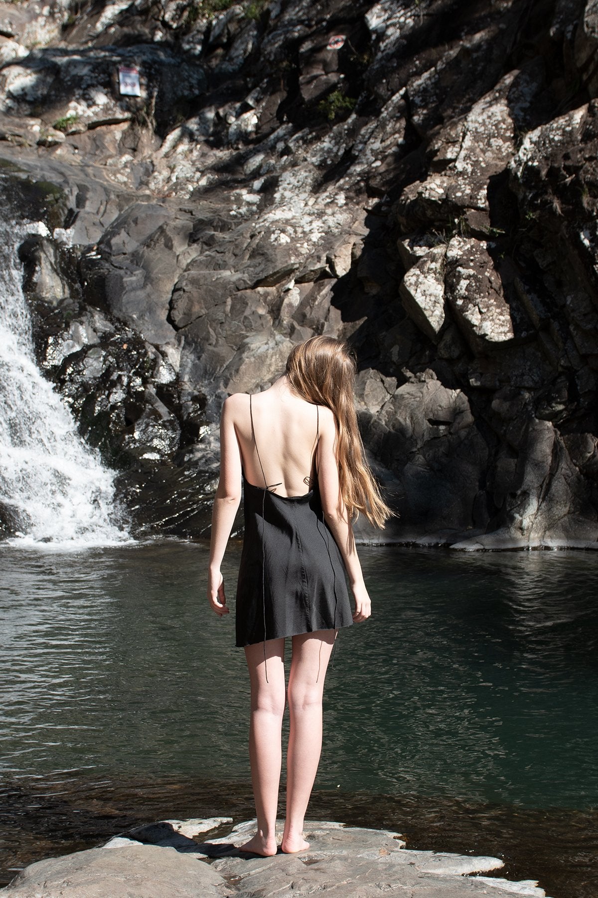 The Kahlo Mini Dress - Ebony - LOOMES