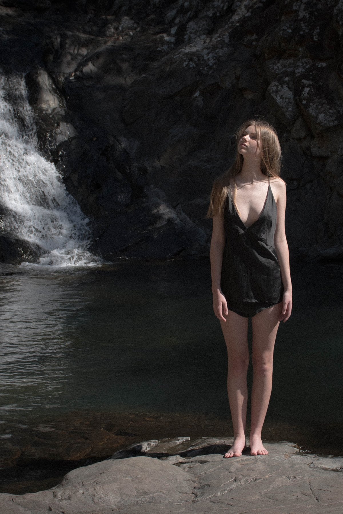 The Klimt Cami Top - Ebony - LOOMES