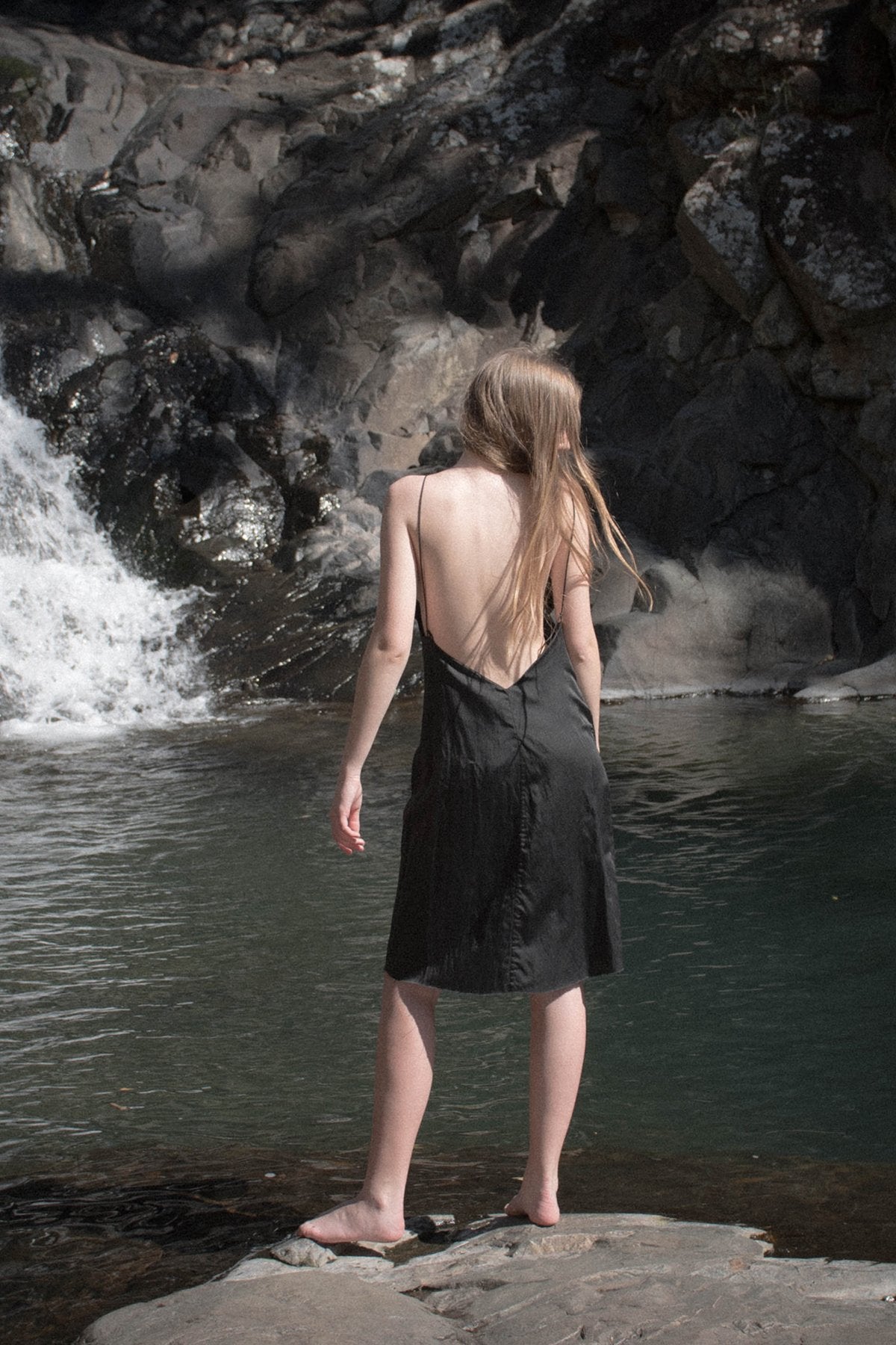 The Klimt Mini Dress - Ebony - LOOMES