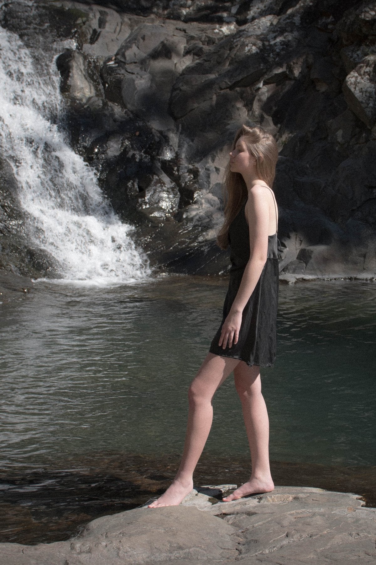 The Renoir Mini Dress - Ebony - LOOMES