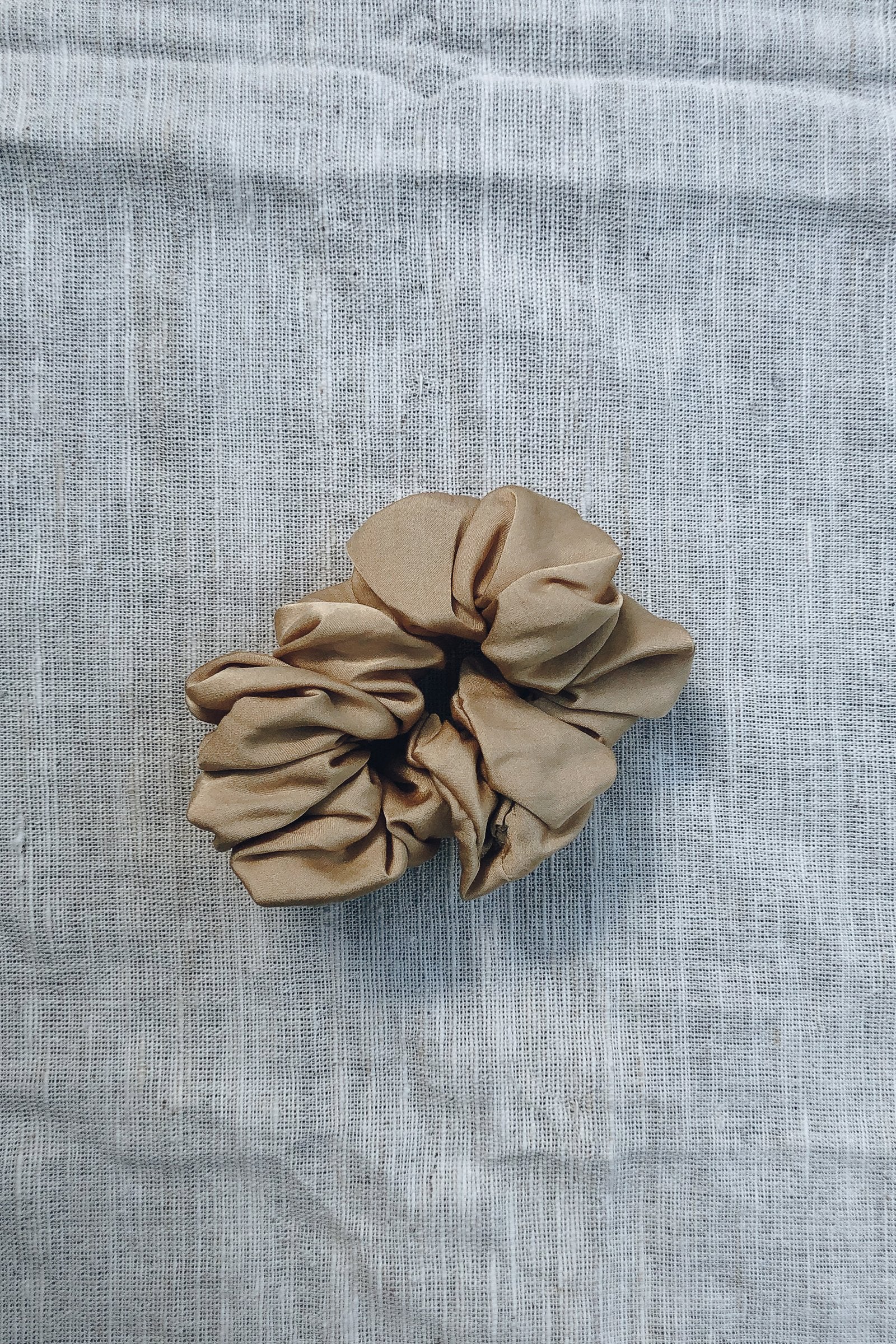 Sustainable Silk Sand Scrunchie - LOOMES
