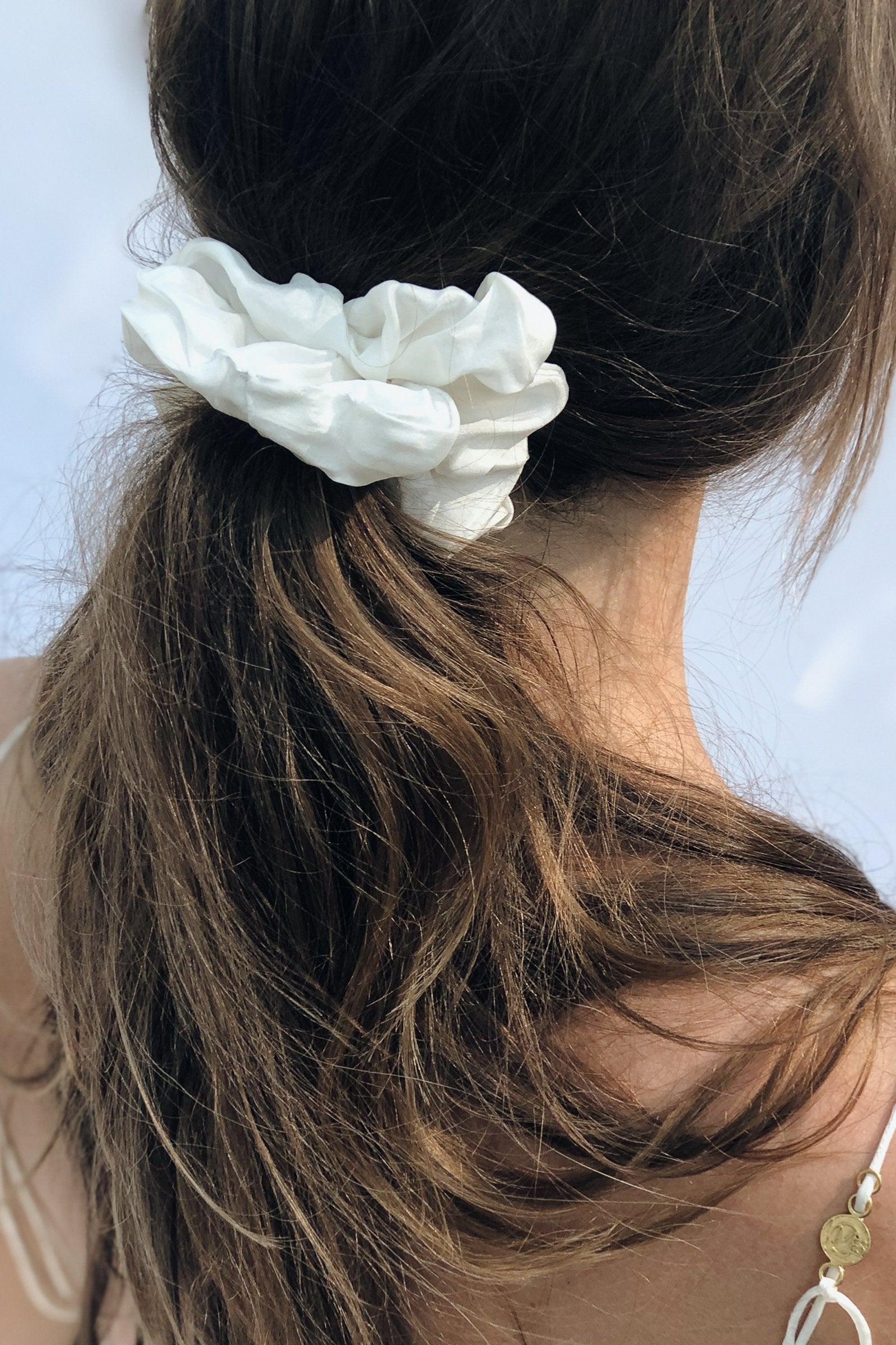 Sustainable Silk Ivory Scrunchie - LOOMES